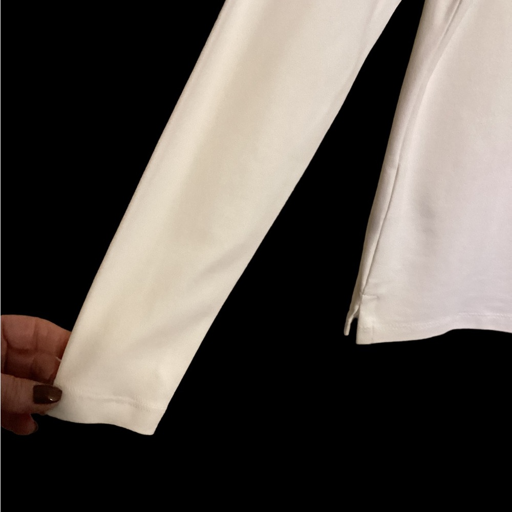 A’Nue Miami classic turtleneck in white NWOT - Picture 6 of 7